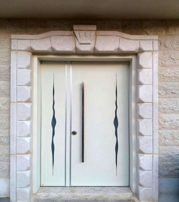 דלתות כניסה בקרית מוצקין